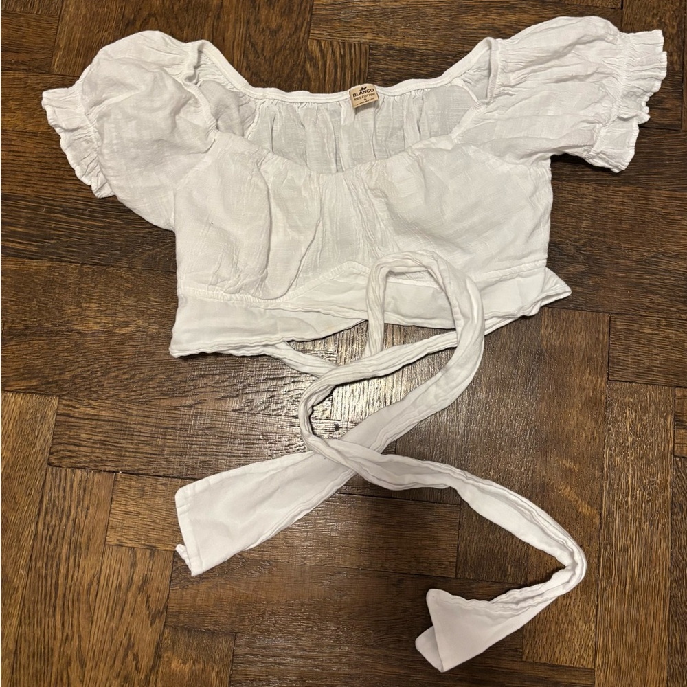 White wrap tie back shirt with puffy sleeves size s